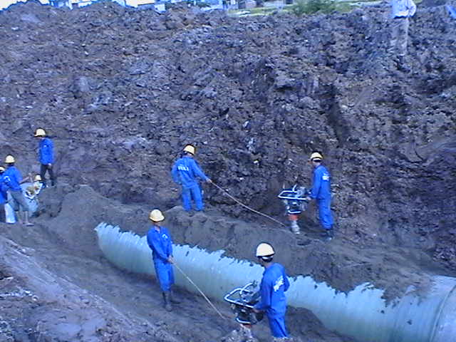 River Water Channel - Song Da - Hanoi urban chain water supply system