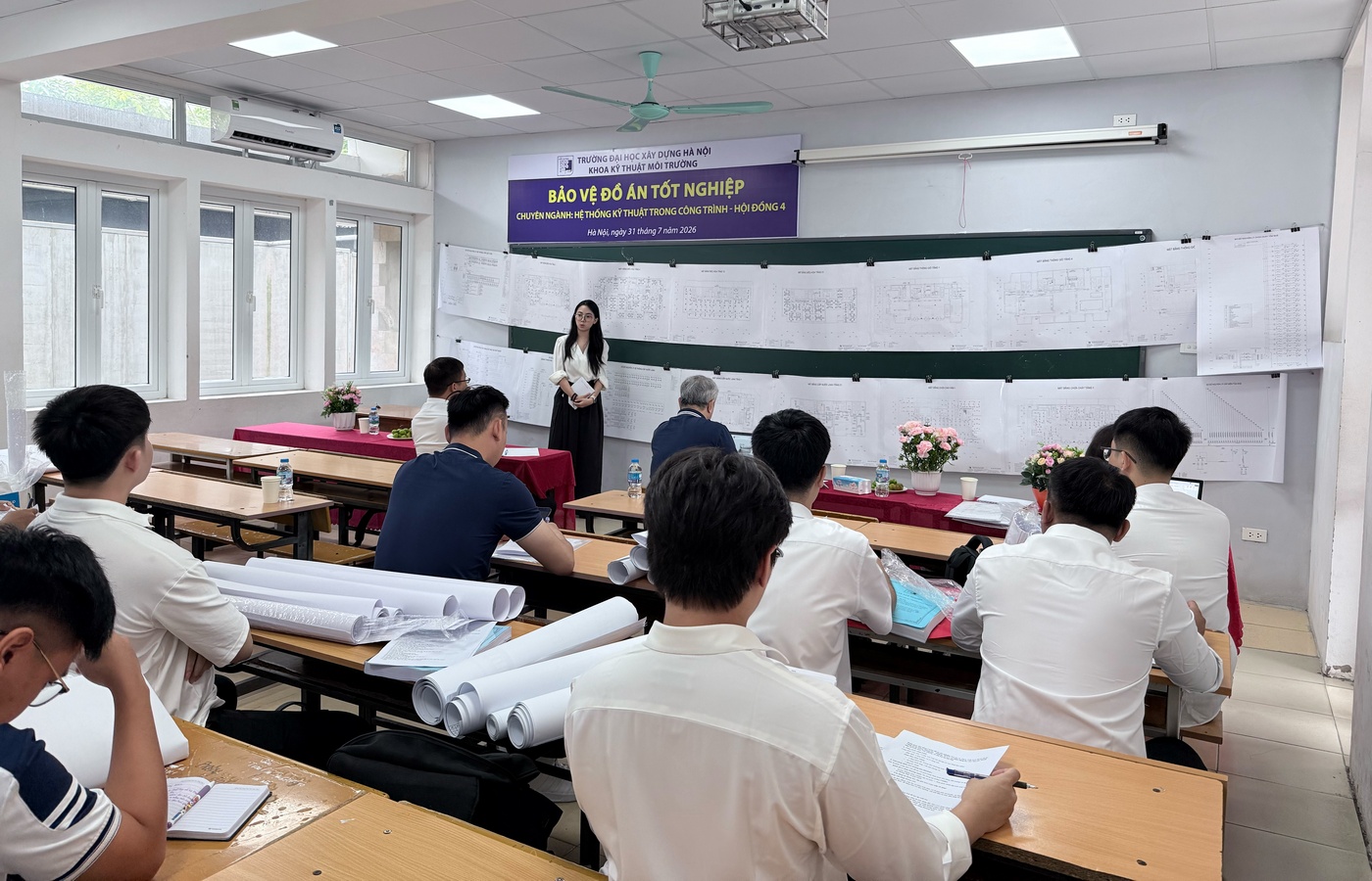 Lễ bảo vệ đồ án tốt nghiệp K66 – Khoa Xây dựng Dân dụng và Công nghiệp trường Đại học Xây dựng Hà Nội